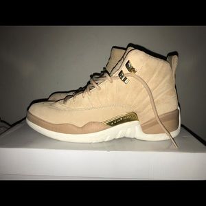 Authentic Jordan Retro 12 Tan WOMENS Size 9